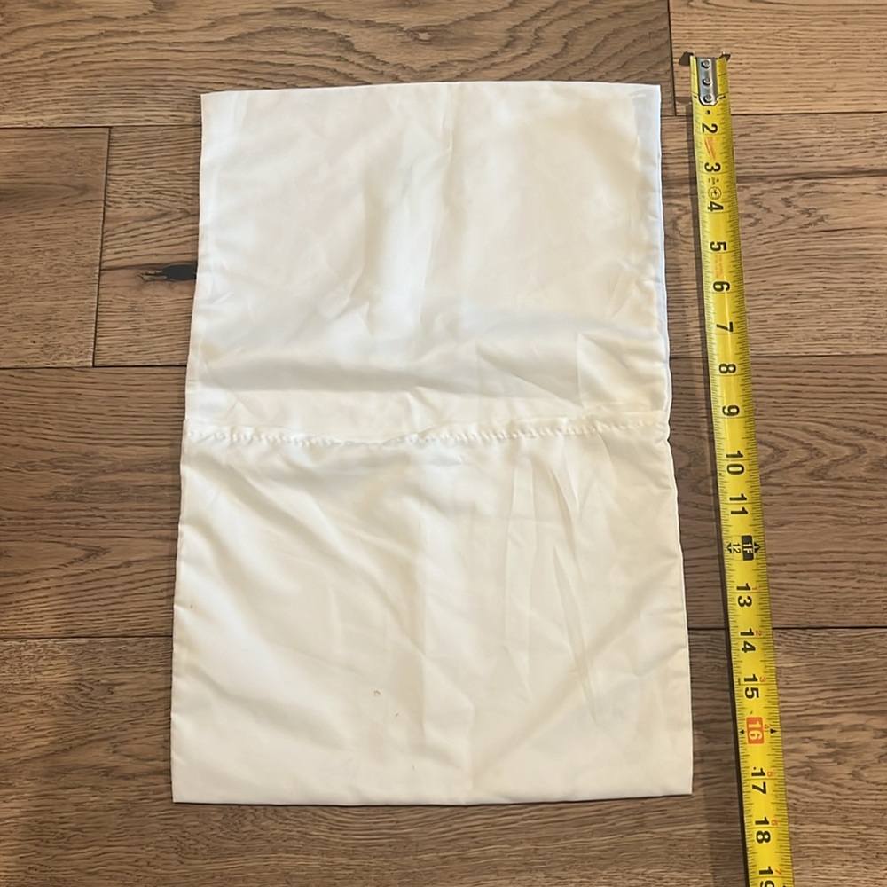 Gucci dust bag pre-owned a few stains - Picture 2 of 12